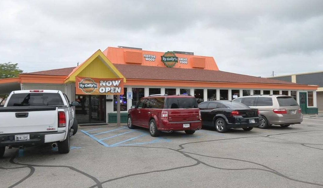 New pub-style restaurant opens in former southern Indiana Hooters location – WDRB